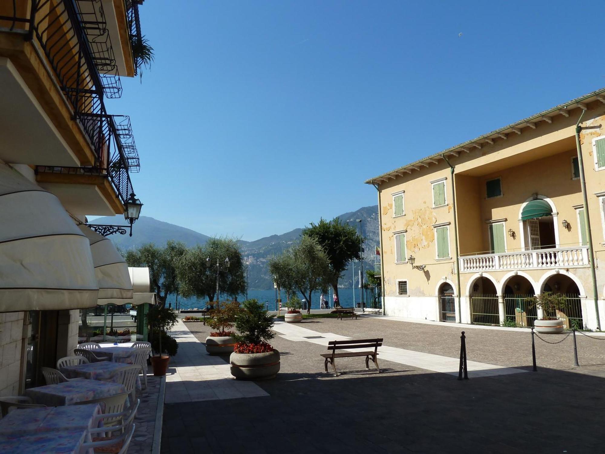 Albergo Casa Este Brenzone sul Garda Exterior foto