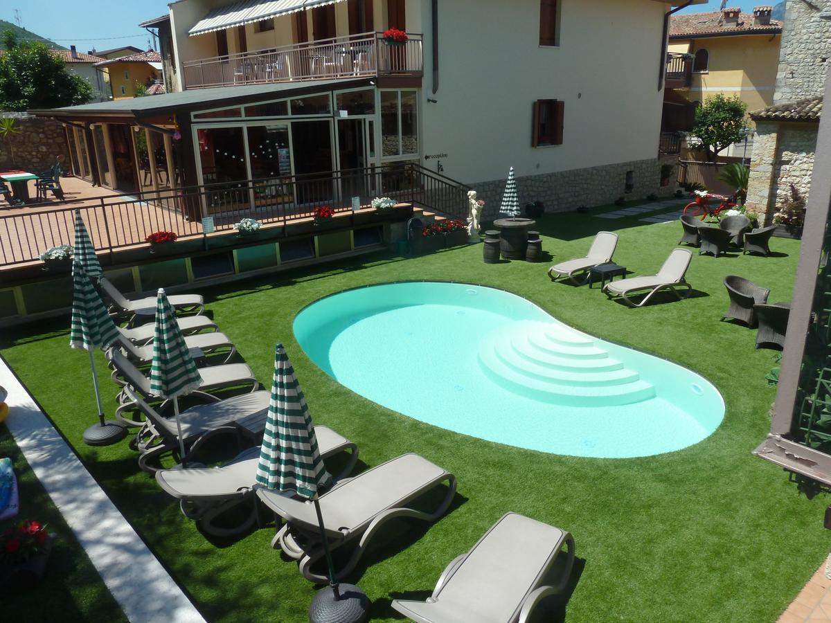 Albergo Casa Este Brenzone sul Garda Exterior foto